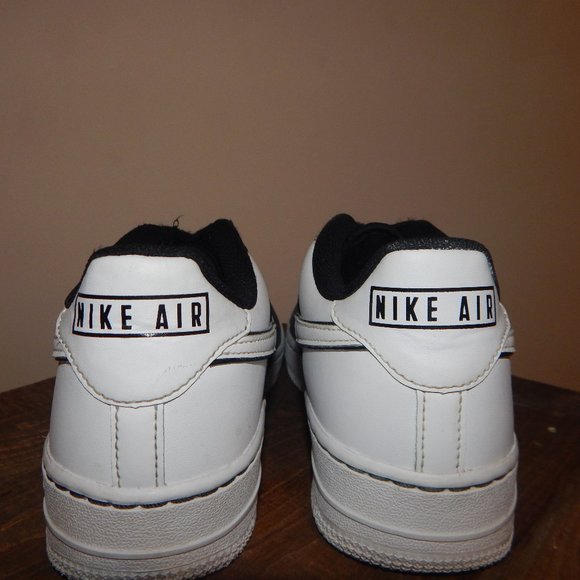 Nike Air Force 1 LV8 Dark Grey - Picture 3 of 5